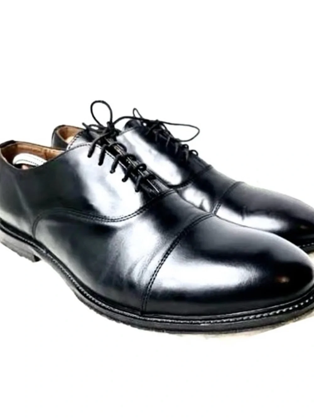 Barneys New York kick your